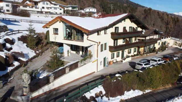 Landhaus Toechterle Leilighet Telfes im Stubai Eksteriør bilde